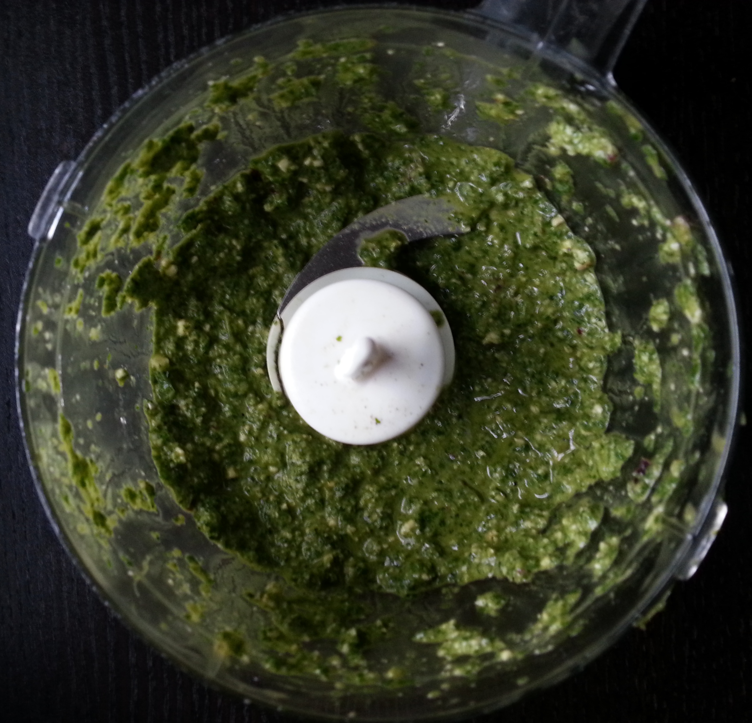 Scharfes Koriander Pesto — Rezepte Suchen